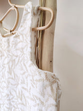 Charger l'image dans la galerie, Gigoteuse été 12-36 mois "Branchages" beige et blanc en double gaze de coton BIO écoresponsable fabriquée en France - Les p'tites Merveilles de Bérénice