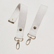 Charger l'image dans la galerie, Sangles attache poussette pour sac à langer durables et écoresponsables fabriquées en France par Les p'tites Merveilles de Bérénice