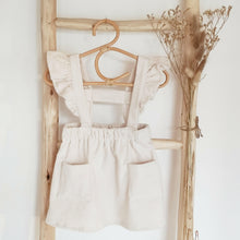 Charger l'image dans la galerie, Jupe à bretelles volantées "Anna" en velours côtelé écru durable et écoresponsable fabriquée en France par Les p'tites Merveilles de Bérénice
