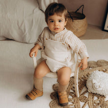 Charger l'image dans la galerie, Chaussettes hautes bébé mixtes en coton grosses côtes couleur beige style bohème rétro vintage pour Les p'tites Merveilles de Bérénice