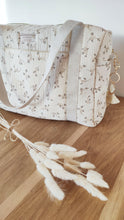 Charger l'image dans la galerie, Sac à langer / balade / week-end en double gaze de coton Biologique "Églantine" durable et écoresponsable fabriqué en France par Les p'tites Merveilles de Bérénice