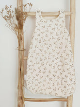 Charger l'image dans la galerie, Gigoteuse 0-3 mois été "Églantine" en double gaze de coton BIO écru Made in France | Les p'tites Merveilles de Bérénice
