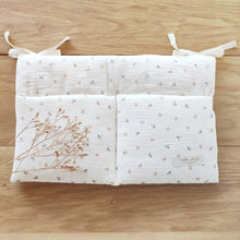 Charger l'image dans la galerie, Range doudou / tétine "Augustin" en double gaze de coton BIO écru par Les p'tites Merveilles de Bérénice