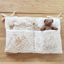 Charger l'image dans la galerie, Range doudou / tétine "branchages" en double gaze de coton BIO beige et blanc par Les p'tites Merveilles de Bérénice