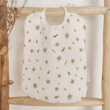 Charger l'image dans la galerie, Grand bavoir bébé fleurs séchées en double gaze et nid d'abeille de coton BIO fabriqué en France par Les p'tites Merveilles de Bérénice