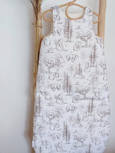 Charger l'image dans la galerie, Gigoteuse 12-36 mois "L'appel de la Forêt" en double gaze de coton BIO blanc cassé et beige fabriquée en France photo 3/4