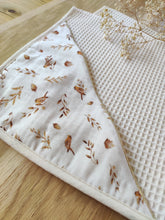 Charger l'image dans la galerie, Cape de bain "Oiseaux" coton nid d'abeille BIO écru | Fait Main en France - Les p'tites Merveilles de Bérénice