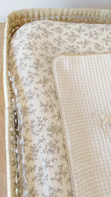 Charger l'image dans la galerie, Panier à langer palme / osier double gaze de coton Bio "Louison" écru à fleurs | Made in France | Made in France - Les p'tites Merveilles de Bérénice