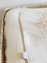 Charger l'image dans la galerie, Housse matelas à langer double gaze de coton Bio écru | Made in France - Les p'tites Merveilles de Bérénice