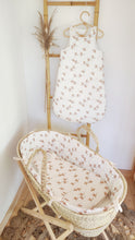 Charger l'image dans la galerie, Collection bébé gaze de coton "Oies sauvages" couffin + gigoteuses | Made in France - Les p'tites Merveilles de Bérénice