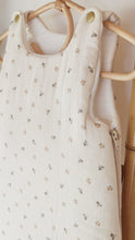 Charger l'image dans la galerie, Gigoteuse 0-3 mois 'Augustin' gaze de coton BIO écru | Made in France | Fait Main - Les p'tites Merveilles de Bérénice