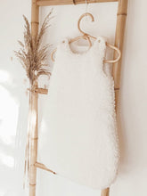 Charger l'image dans la galerie, Gigoteuse 0-3 mois 'mouton' style fourrure double gaze de coton BIO | Made in France - Les p'tites Merveilles de Bérénice