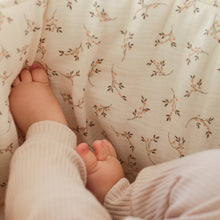 Charger l'image dans la galerie, Couffin bébé + habillage en double gaze de coton BIO "Eglantine" écru Fait Main en France | Les p'tites Merveilles de Bérénice