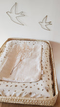 Charger l'image dans la galerie, Housse matelas à langer gaze de coton "Fleurs séchées" Made in France