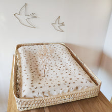 Charger l'image dans la galerie, Housse matelas à langer gaze de coton "Fleurs séchées" Made in France