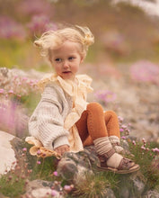 Charger l&#39;image dans la galerie, Chaussettes hautes bébé mixtes en coton grosses côtes couleur beiges style bohème rétro vintage pour Les p&#39;tites Merveilles de Bérénice
