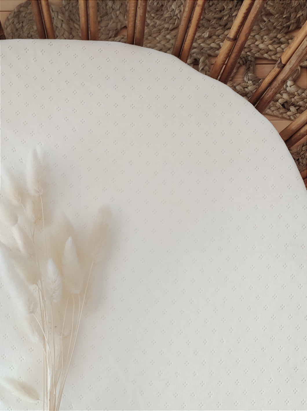 Drap housse en jersey de coton blanc ajouré pour matelas berceau bébé 40 x 80 et 50 x 90 cm fabriqué en France par Les p'tites Merveilles de Bérénice
