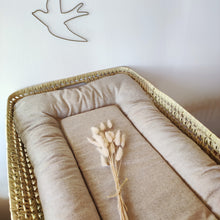 Charger l'image dans la galerie, Matelas à langer imperméable rectangulaire en coton et lin français enduit sans PVC 100 % végétal vegan pour panier à langer fabriqué en France par Les p'tites Merveilles de Bérénice
