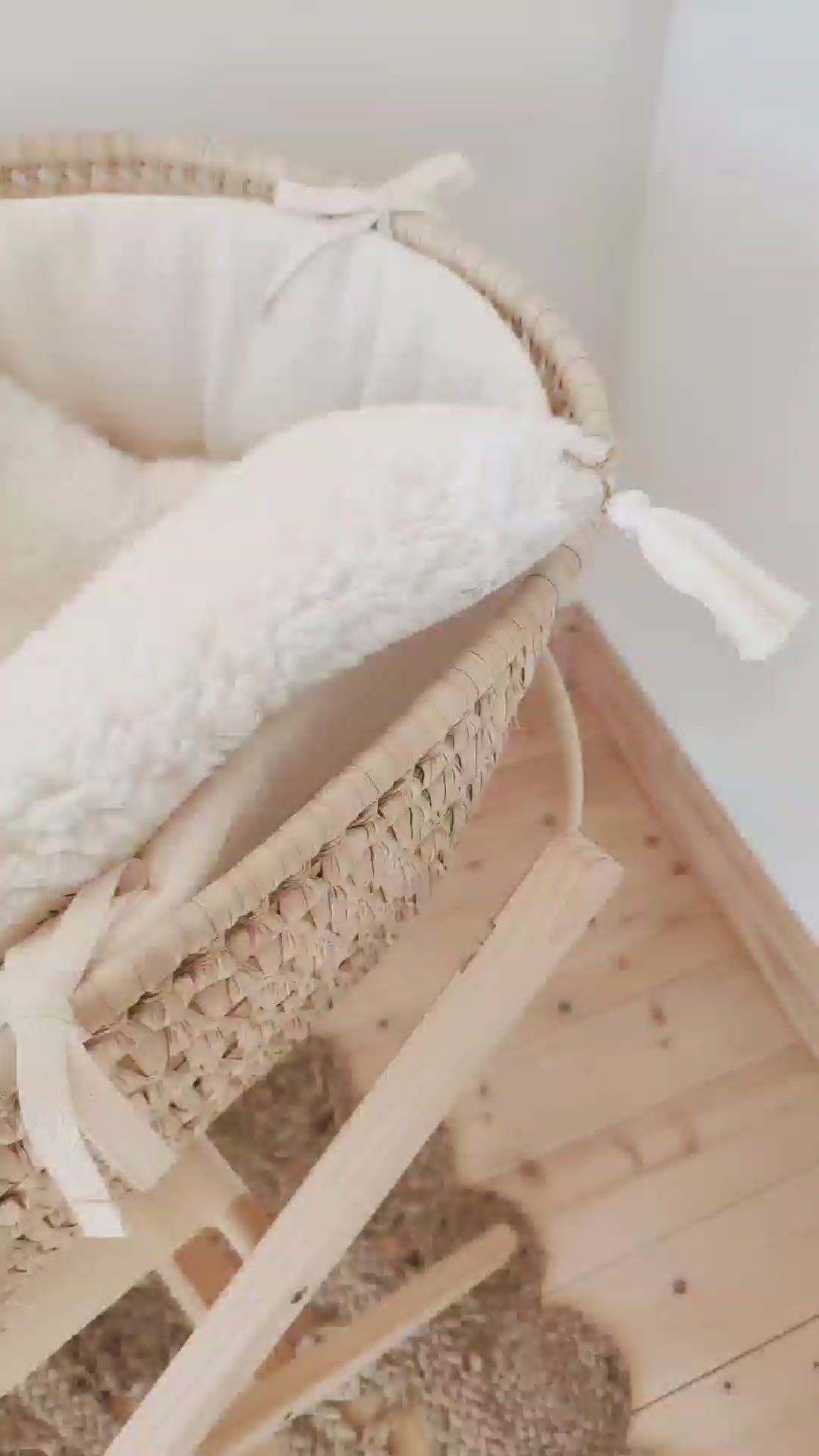 Tricoter une couverture bébé en Laine - Moutons des Carpates
