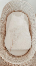 Charger l&#39;image dans la galerie, Gigoteuse 0-3 mois &#39;mouton&#39; style fourrure double gaze de coton BIO  | Made in France - Les p&#39;tites Merveilles de Bérénice
