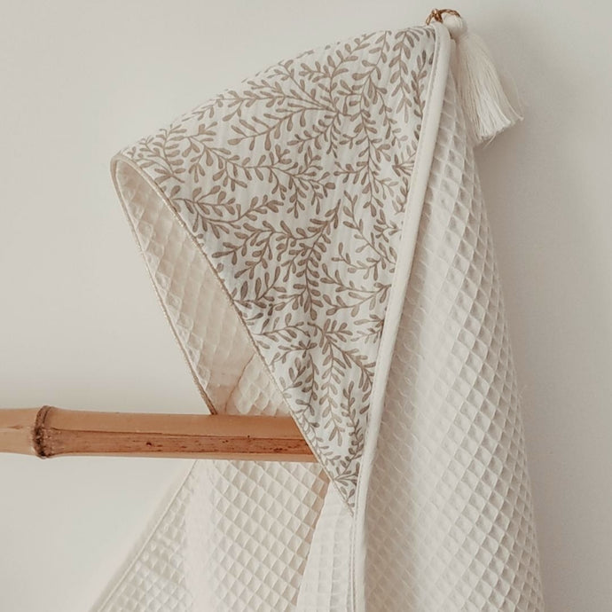 Cape, Sortie De Bain Pour Bébé Intérieur 100 % Coton - 100 X 100 Cm Lapin Gris Monsieur Bebe Cape, Sortie De Bain Pour Bébé Intérieur 100 % Coton - 100 X 100 Cm Lapin Gris Monsieur Bebe
